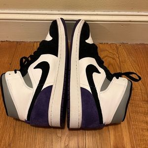 Air Jordan 1 Mid SE ‘Varsity Purple’ Size 10.5 Men’s